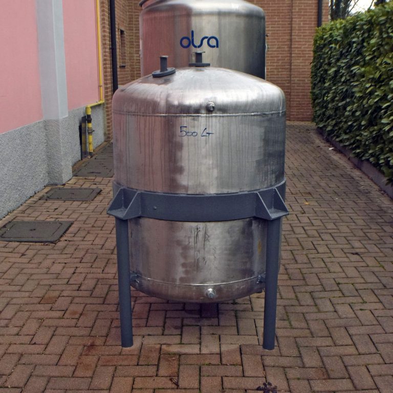 Serbatoio verticale 500 litri (4999) Inox Chimica Serbatoio verticale 500 litri (4999) Inox Chimica
