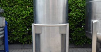 serbatoi INOX carrellati usati da capienza di 800 Litri