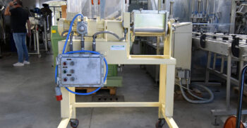 mescolatore per polveri novinox con capacità di 10 litri