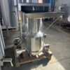 Mulino industriale usato in acciaio inox con tramoggia di carico.